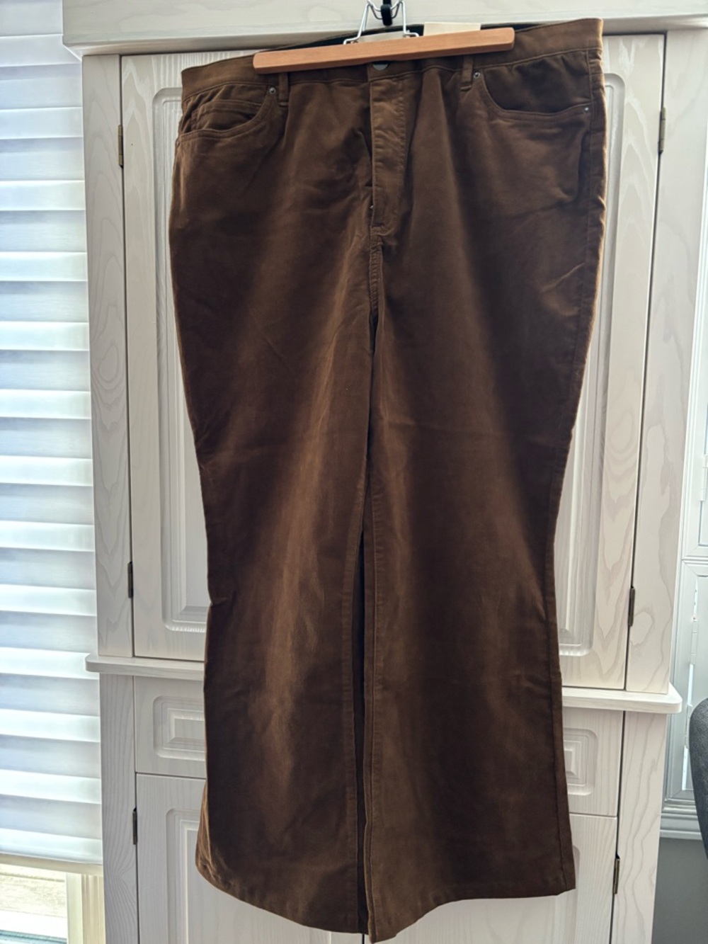 ☀️3 for $25 NWTs Ricki’s Women’s size 18 reg length camel brown corduroy pants